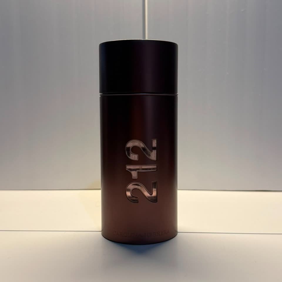 Carolina Herrera 212 Sexy Men